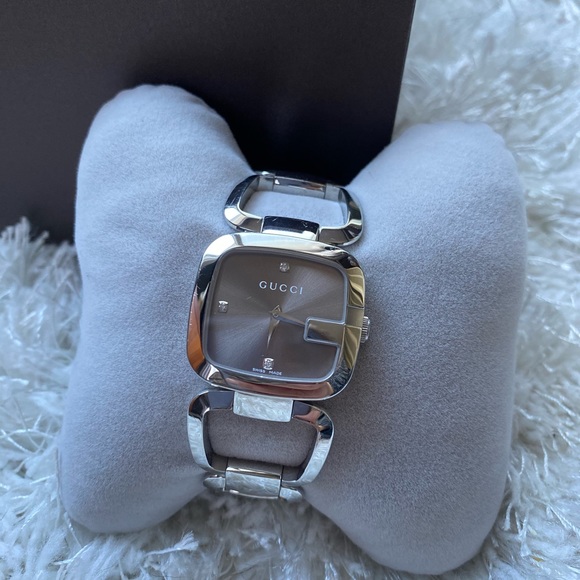 GUCCI Women’s watch G-Gucci YA125401 - Picture 6 of 10